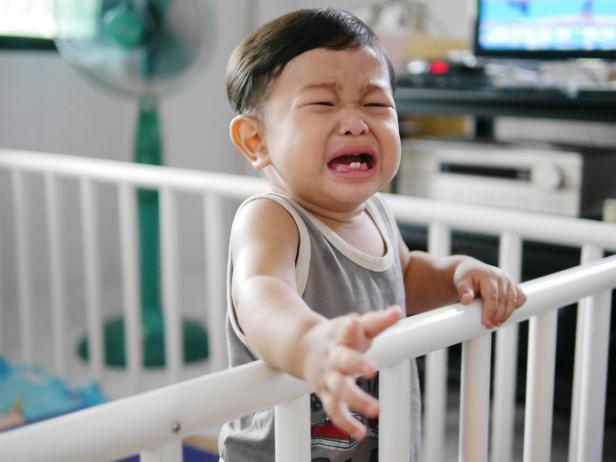 Letting Babies Cry-it-Out Doesn't Work | Parenting | TLC.com